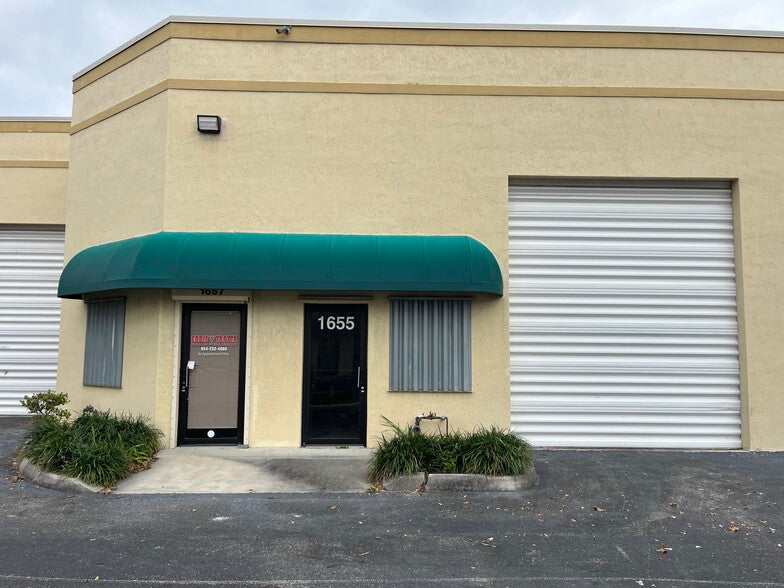 FOR LEASE: 1639-1661 W Mcnab Rd - Bldg 4&5